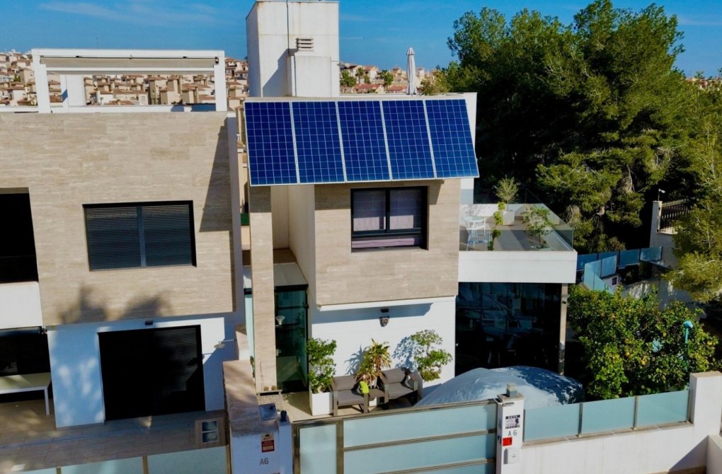 Resale - Detached Villa - Orihuela Costa - Villamartín