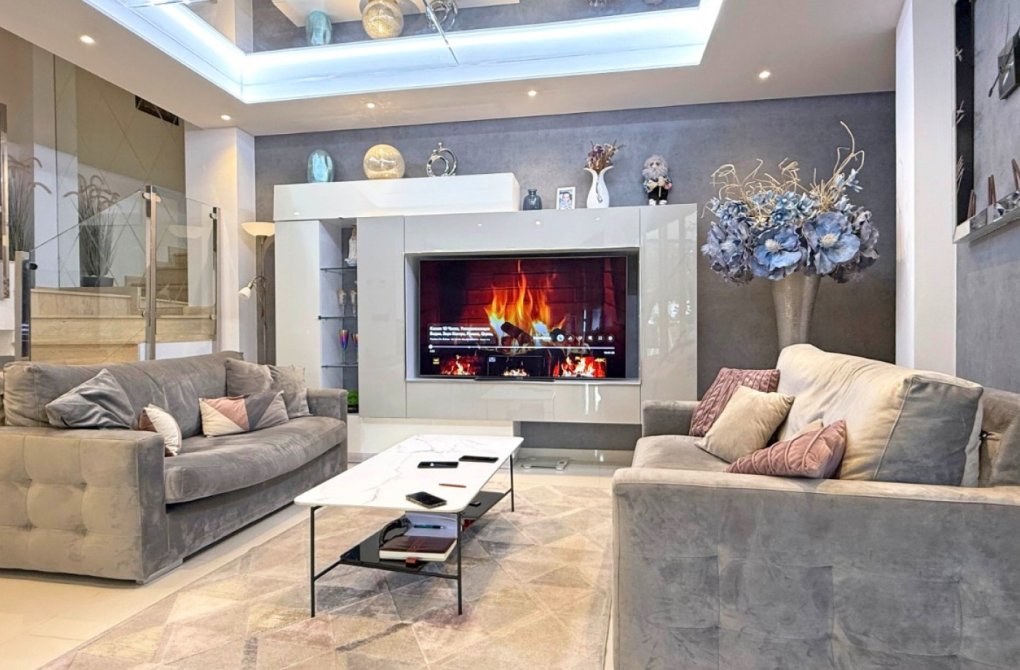 Resale - Detached Villa - Orihuela Costa - Villamartín