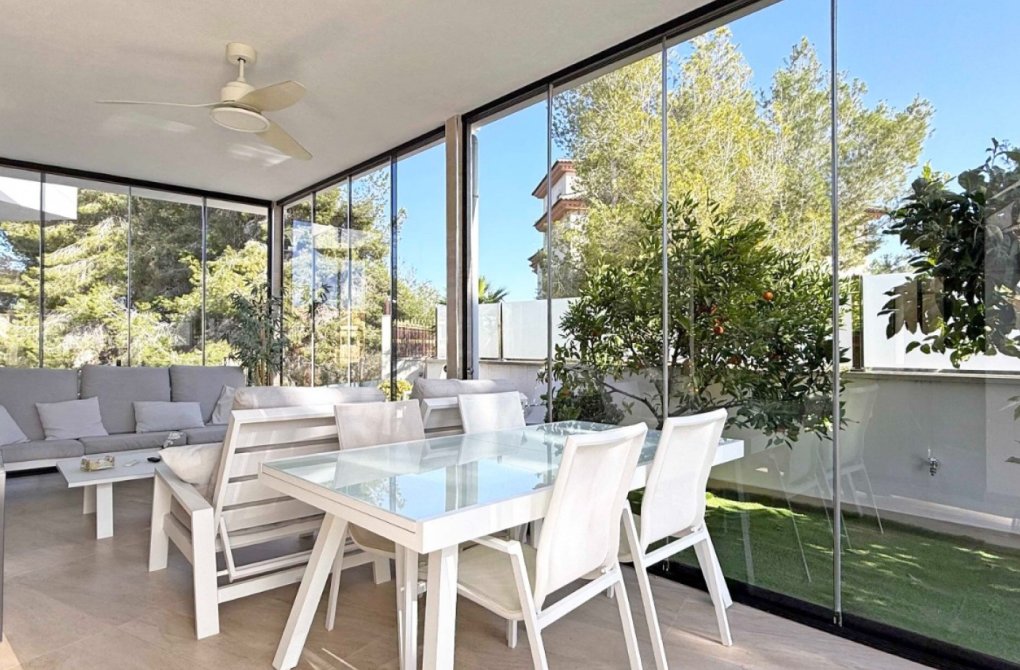 Resale - Detached Villa - Orihuela Costa - Villamartín