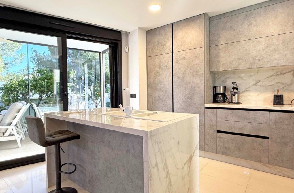 Resale - Detached Villa - Orihuela Costa - Villamartín