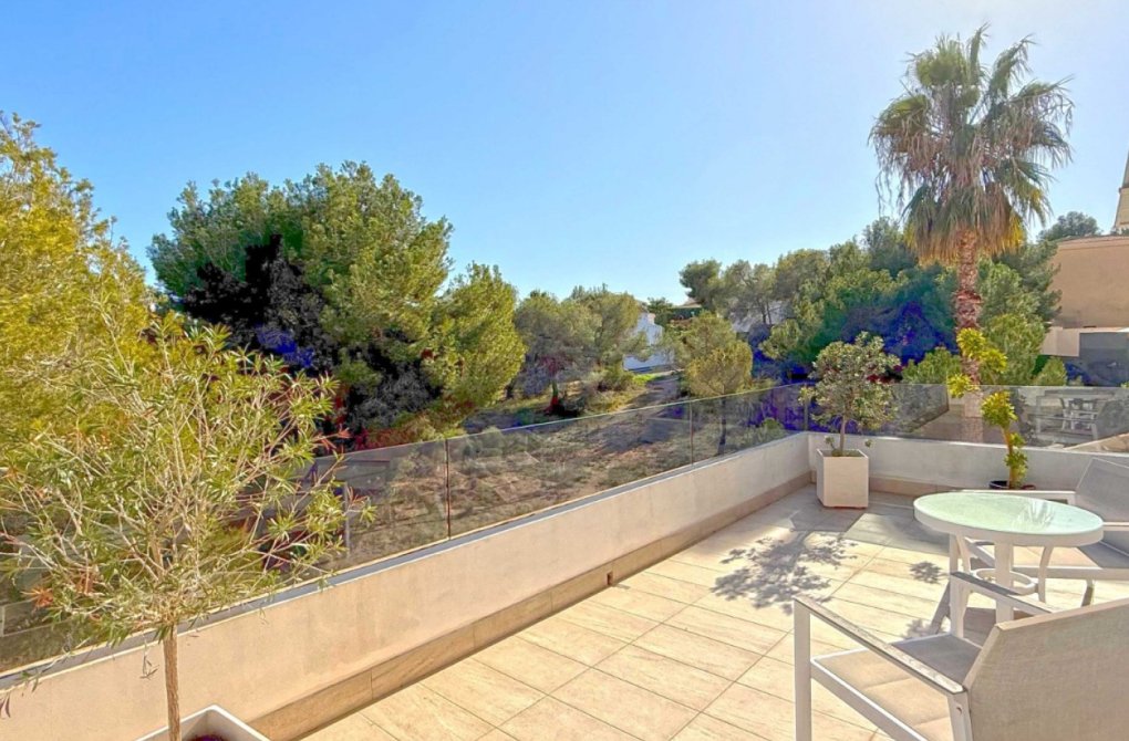 Resale - Detached Villa - Orihuela Costa - Villamartín