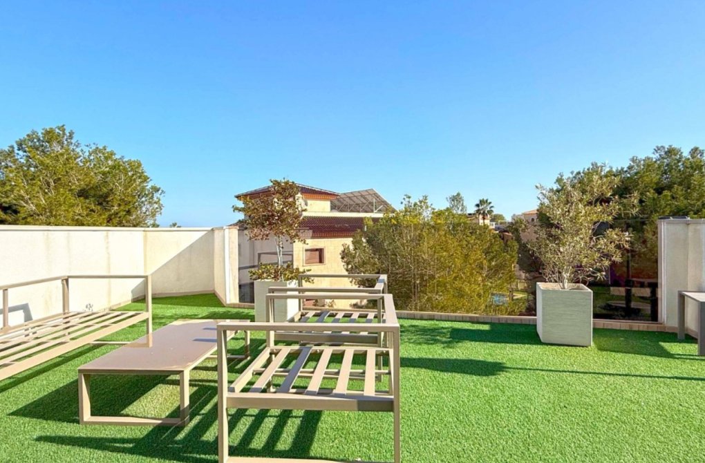 Resale - Detached Villa - Orihuela Costa - Villamartín