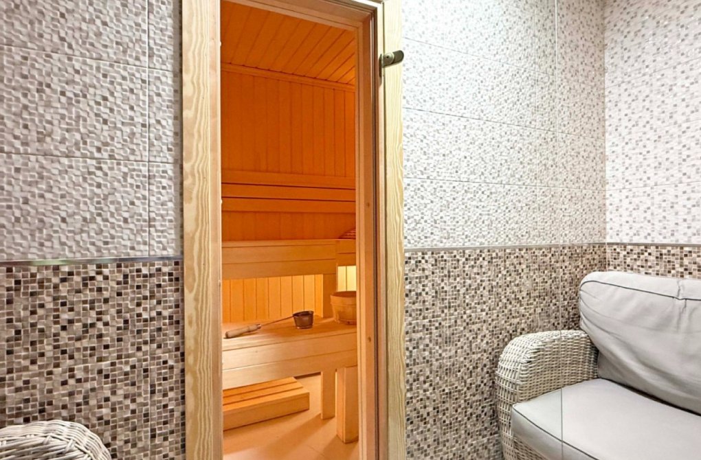 Resale - Detached Villa - Orihuela Costa - Villamartín