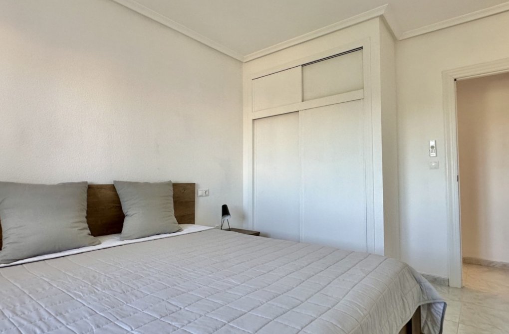 Вторичное жилье - Квартира - Orihuela Costa - Playa Flamenca