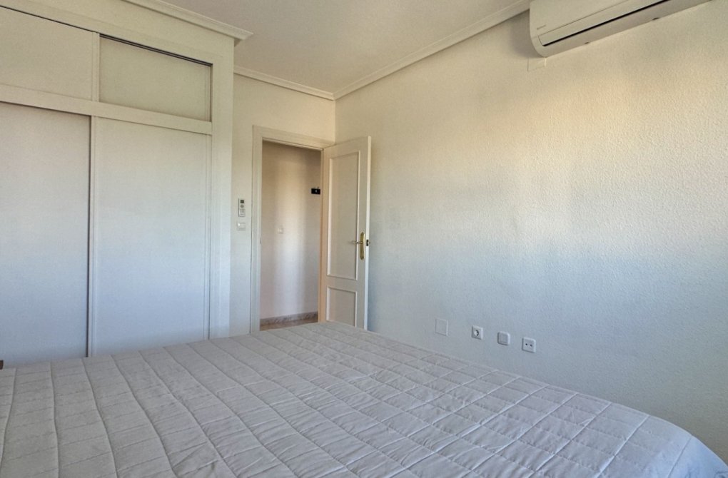 Вторичное жилье - Квартира - Orihuela Costa - Playa Flamenca