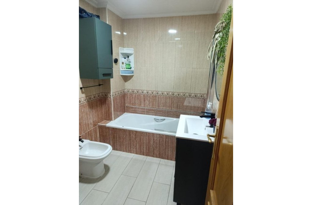 Вторичное жилье - Квартира - Torrevieja - torrevieja