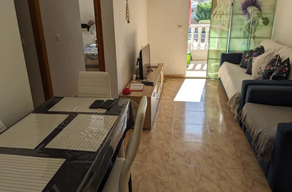 Resale - Apartment - Torrevieja - Estacion de autobuses