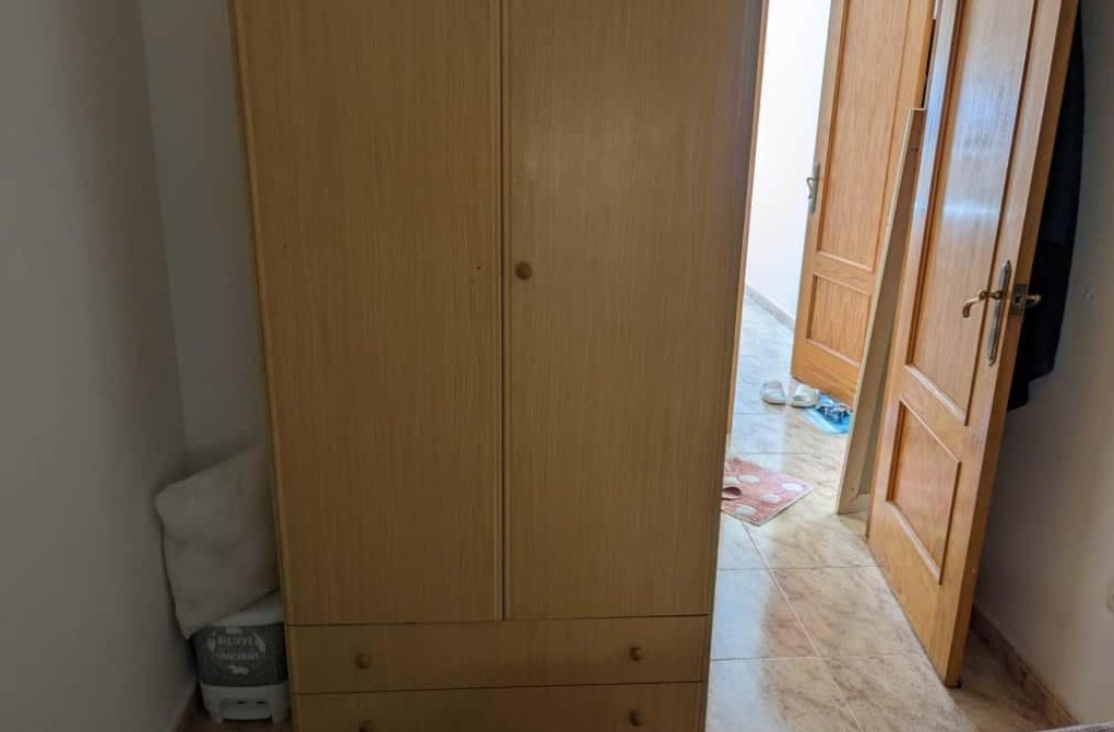 Resale - Apartment - Torrevieja - Estacion de autobuses