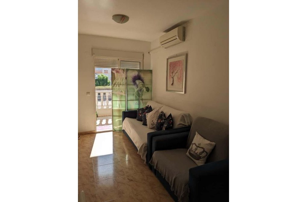 Resale - Apartment - Torrevieja - Estacion de autobuses