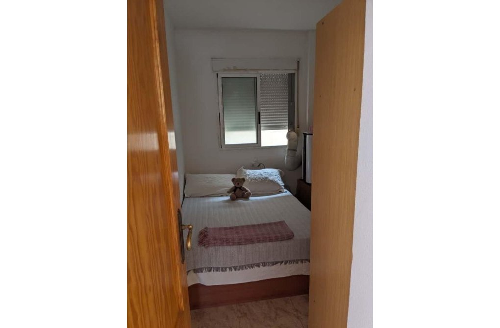 Resale - Apartment - Torrevieja - Estacion de autobuses