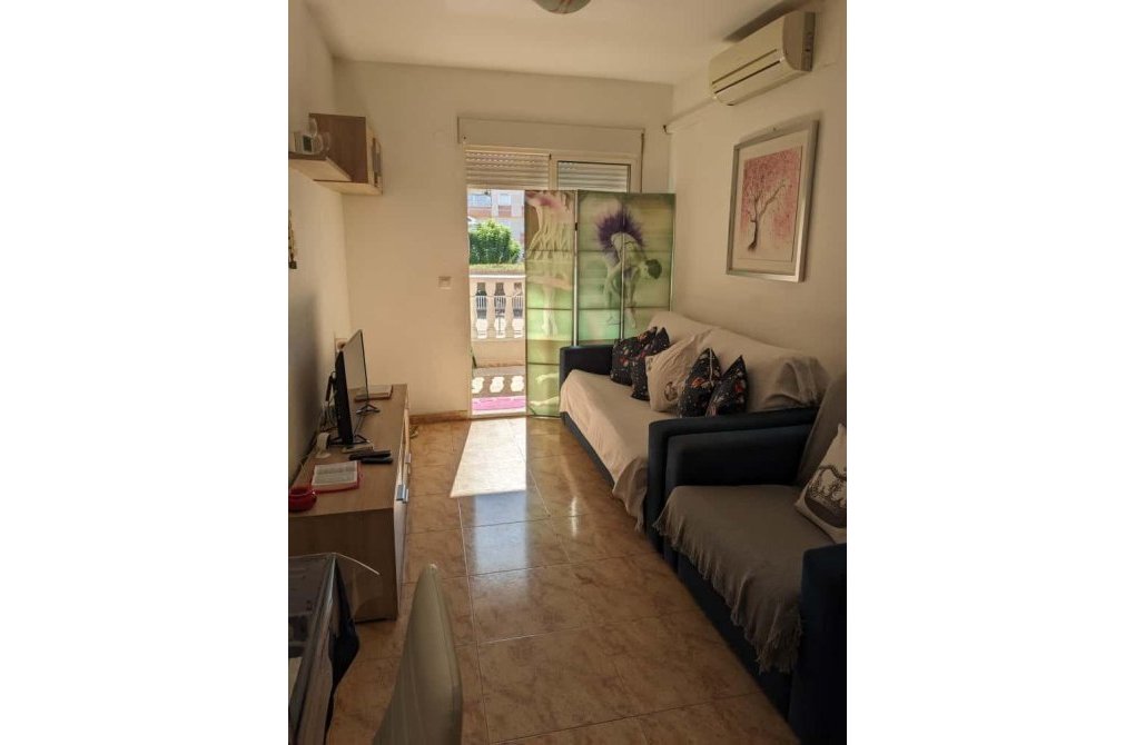 Resale - Apartment - Torrevieja - Estacion de autobuses