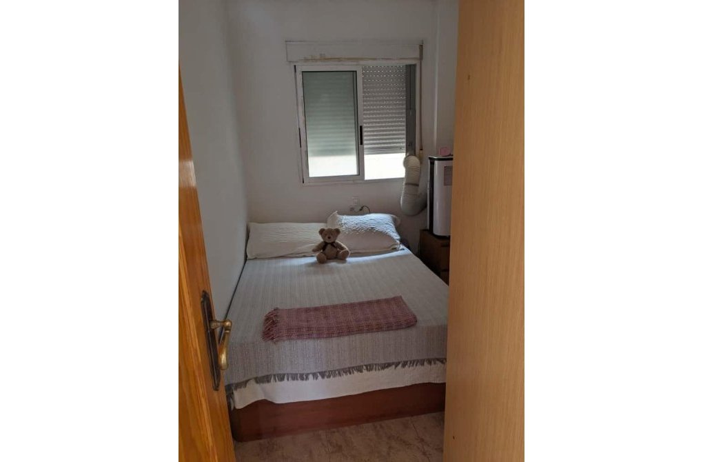 Resale - Apartment - Torrevieja - Estacion de autobuses
