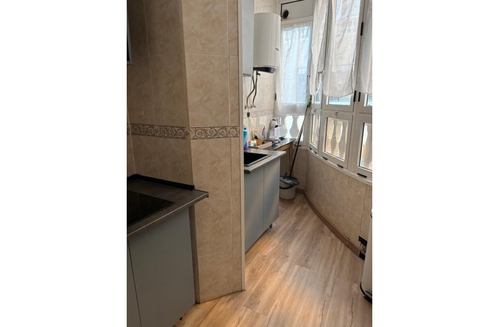 Reventa - Apartamento - Torrevieja - La Mata pueblo