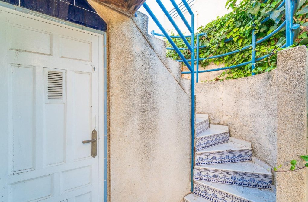 Resale - Terraced house - Torrevieja - Carrefour