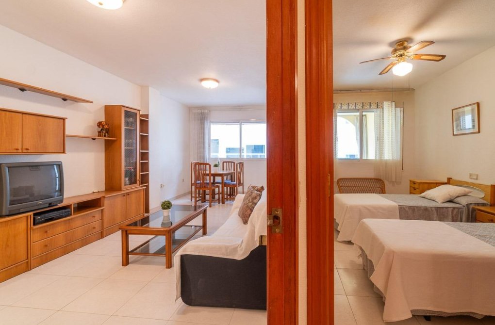 Resale - Apartment - Torrevieja - Playa del Cura