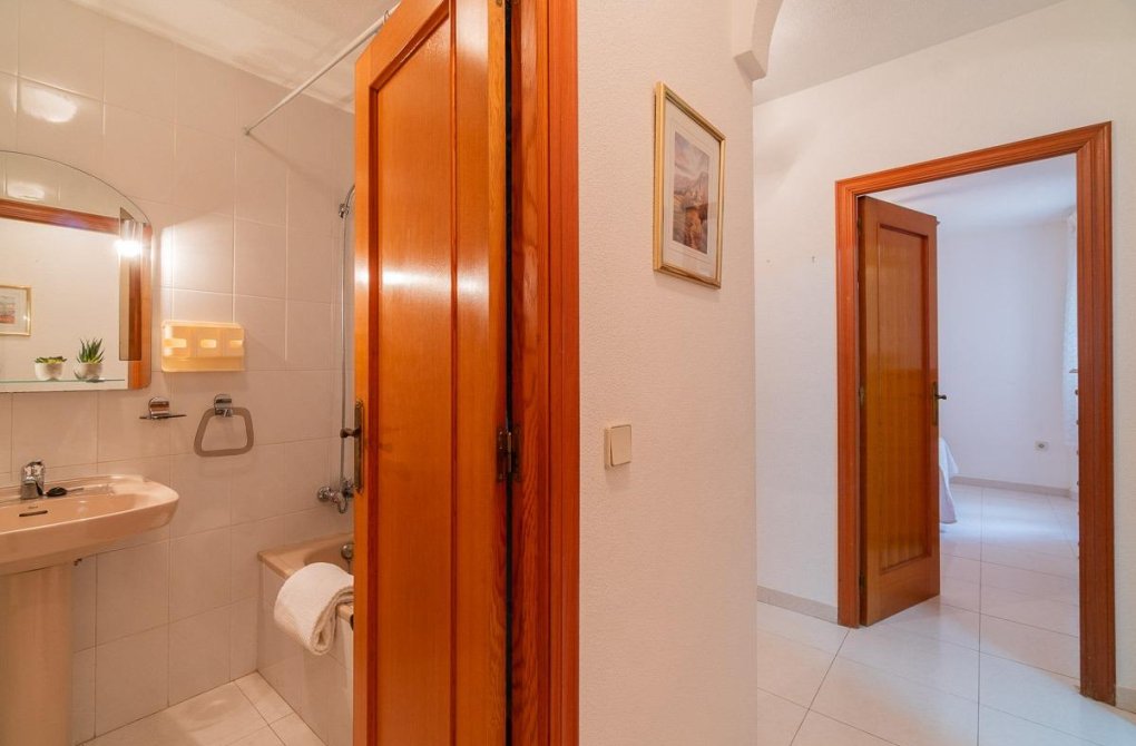 Resale - Apartment - Torrevieja - Playa del Cura