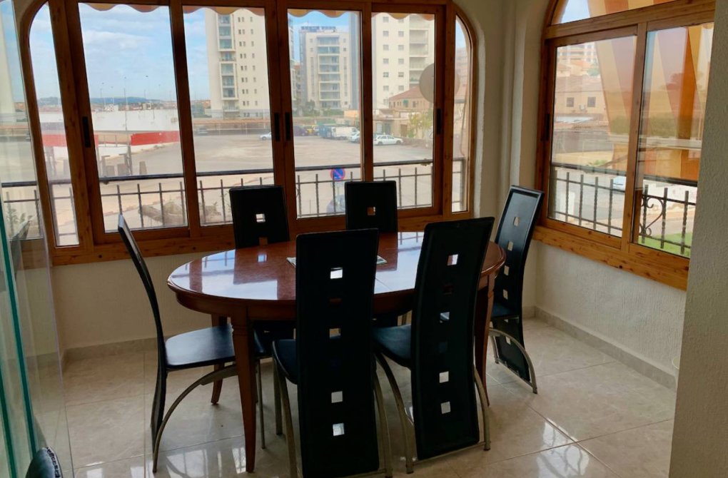 Вторичное жилье - Квартира - La Mata