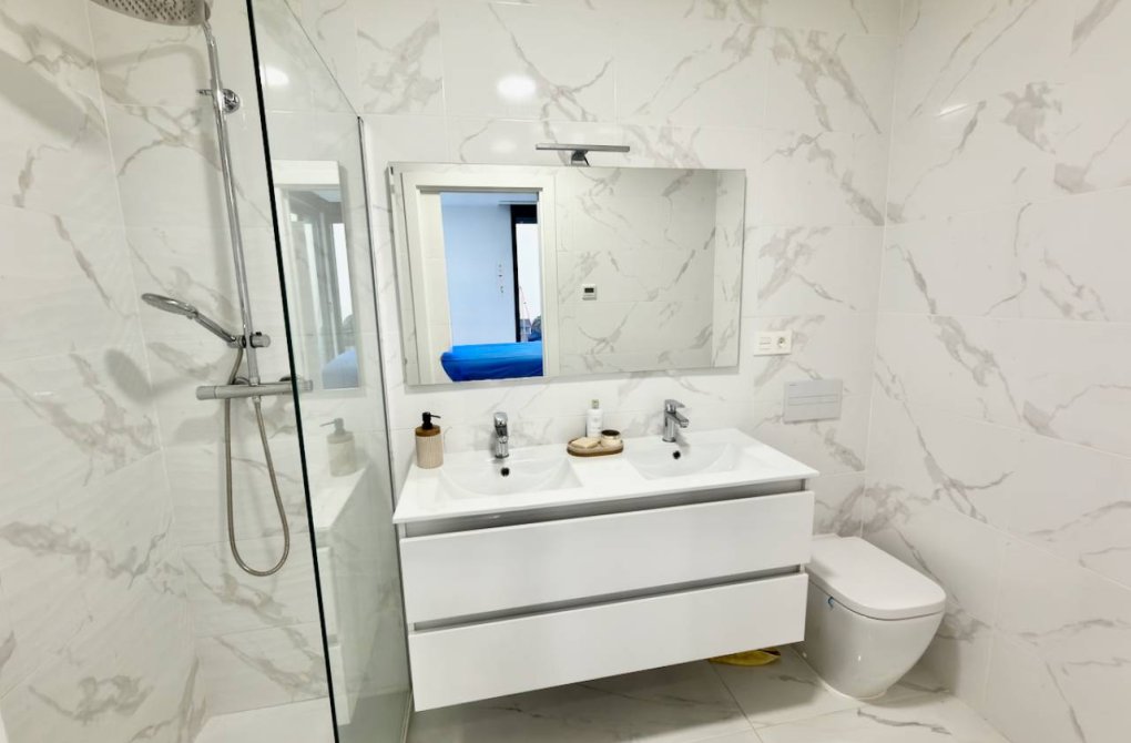 Resale - Villa - Los Montesinos - La Herrada