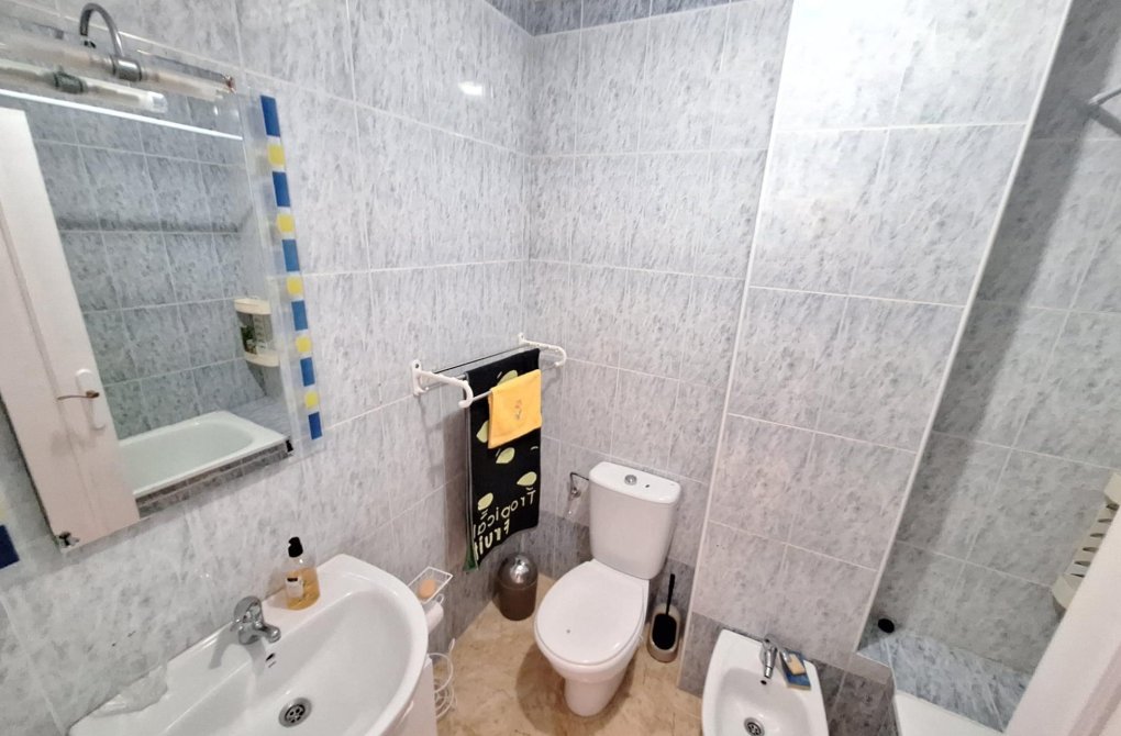  - Apartment - Torrevieja - Centro