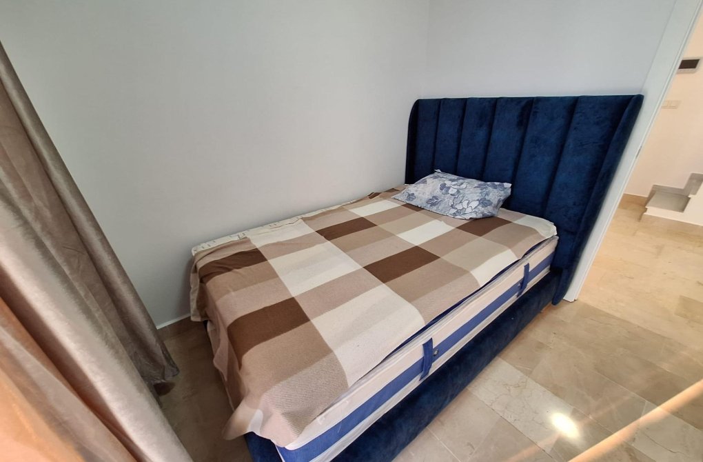 Resale - Terraced house - Torrevieja - Playa del cura