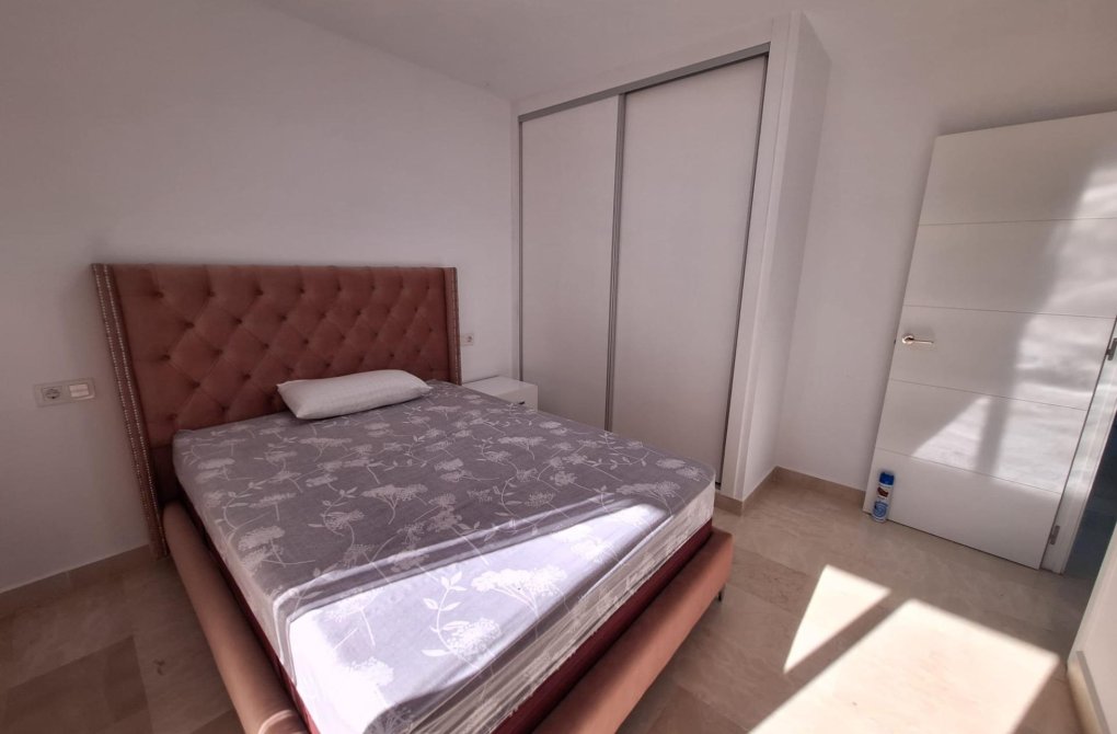 Resale - Terraced house - Torrevieja - Playa del cura