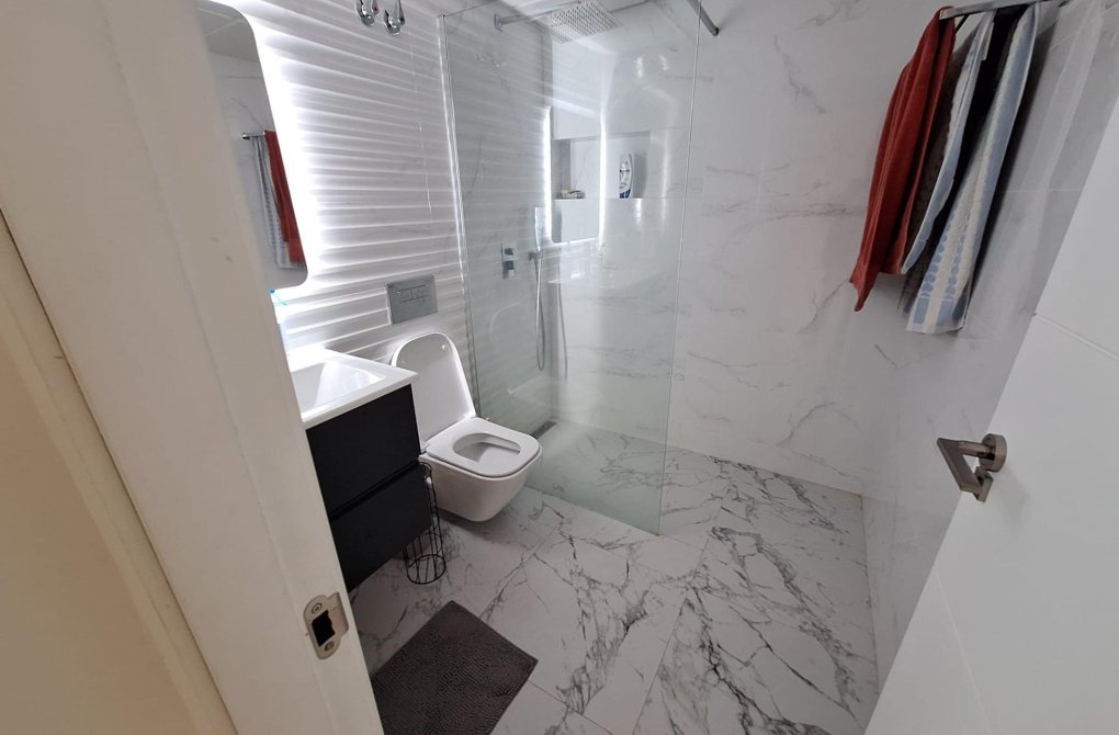 Resale - Terraced house - Torrevieja - Playa del cura