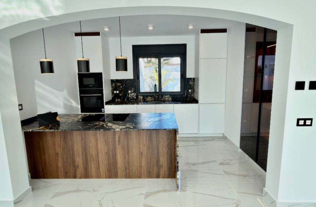 Вторичное жилье - Bилла - Ciudad Quesada