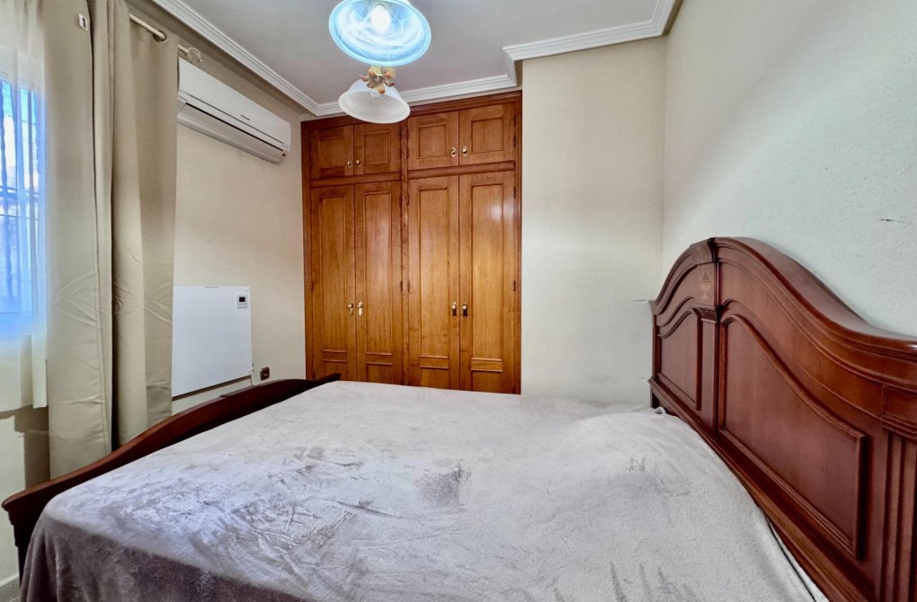 Resale - Villa - Orihuela Costa - Lomas de Cabo Roig-Los Dolses