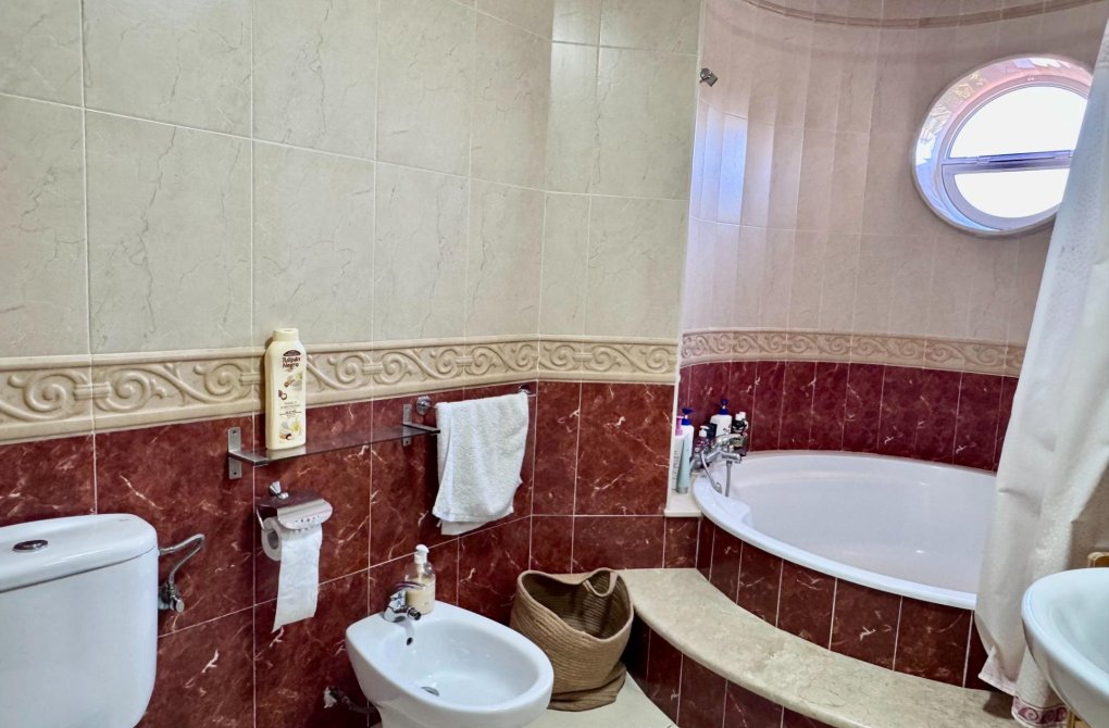 Resale - Villa - Orihuela Costa - Lomas de Cabo Roig-Los Dolses