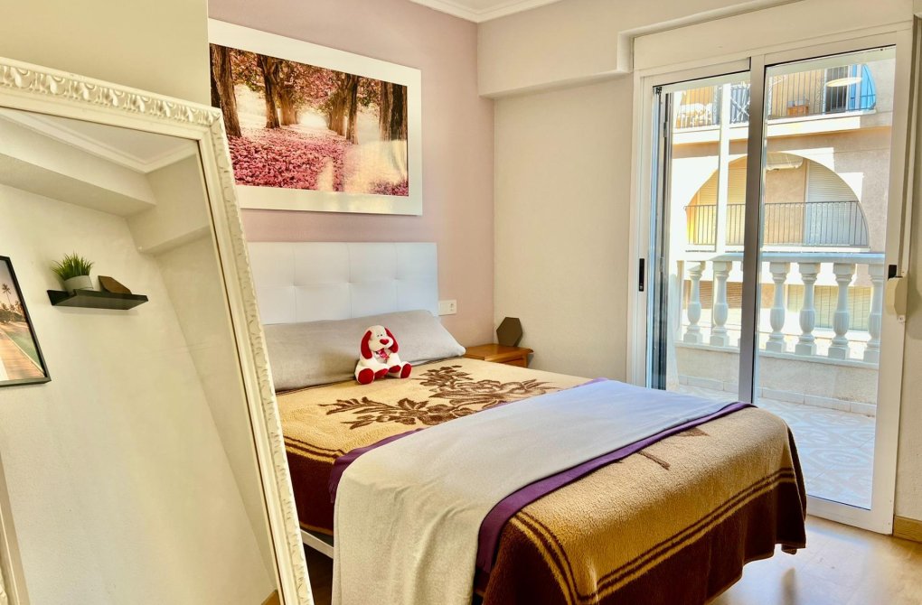 Resale - Triplex - Torrevieja - Habaneras