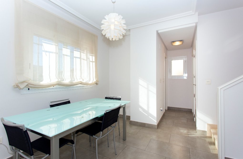 Obra nueva - Casa adosada - Santa Pola