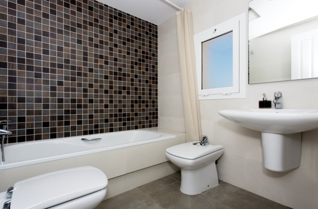 Obra nueva - Casa adosada - Santa Pola