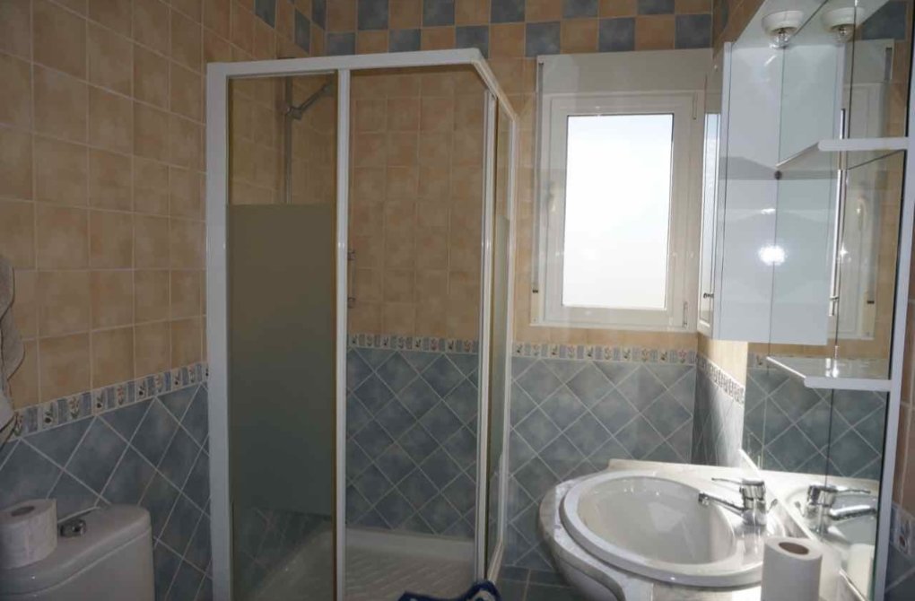 Resale - Villa - Cabo Roig