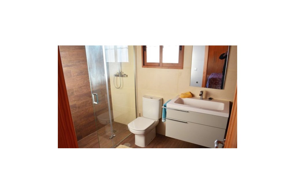 Resale - Villa - Cabo Roig