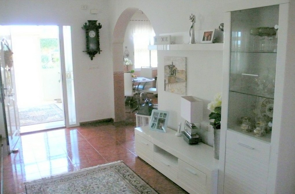 Вторичное жилье -  - Dolores