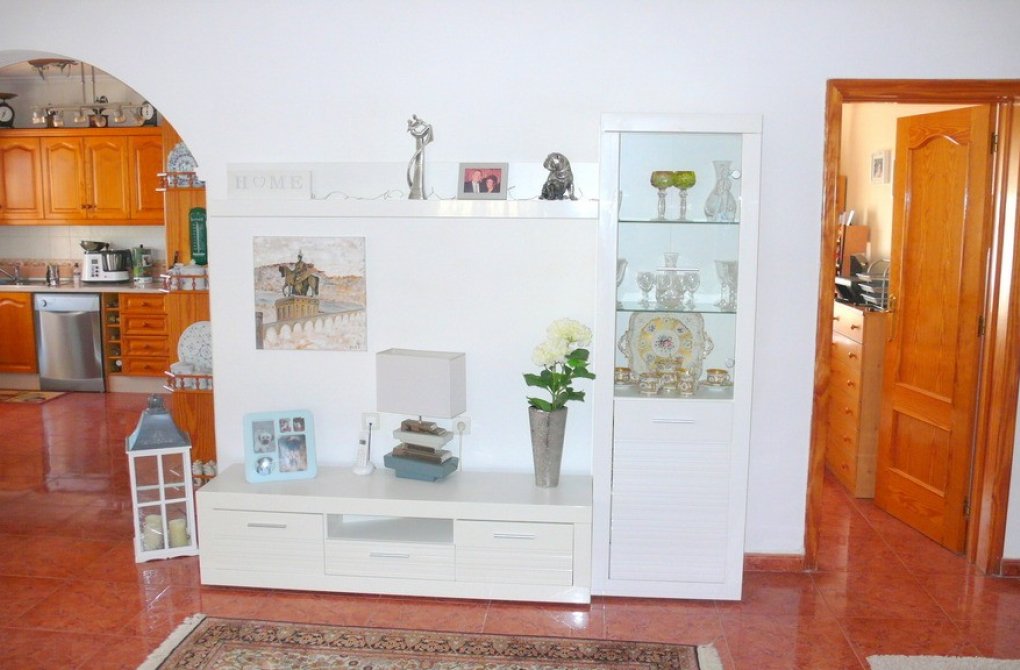 Вторичное жилье -  - Dolores