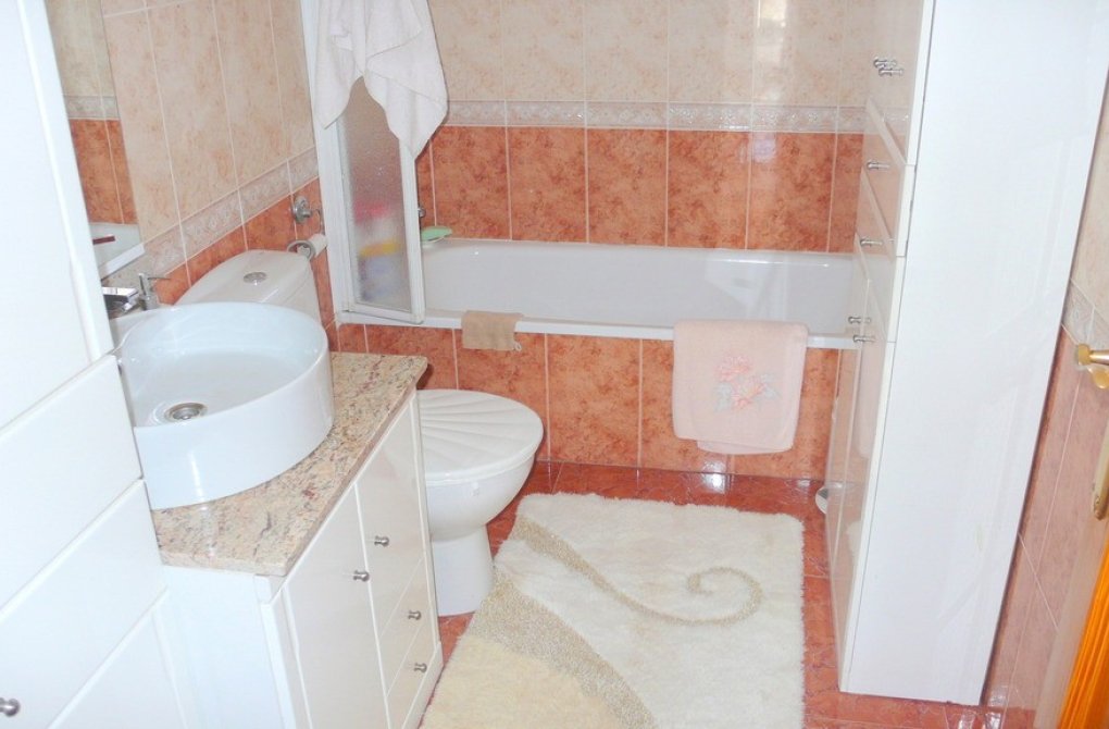 Вторичное жилье -  - Dolores