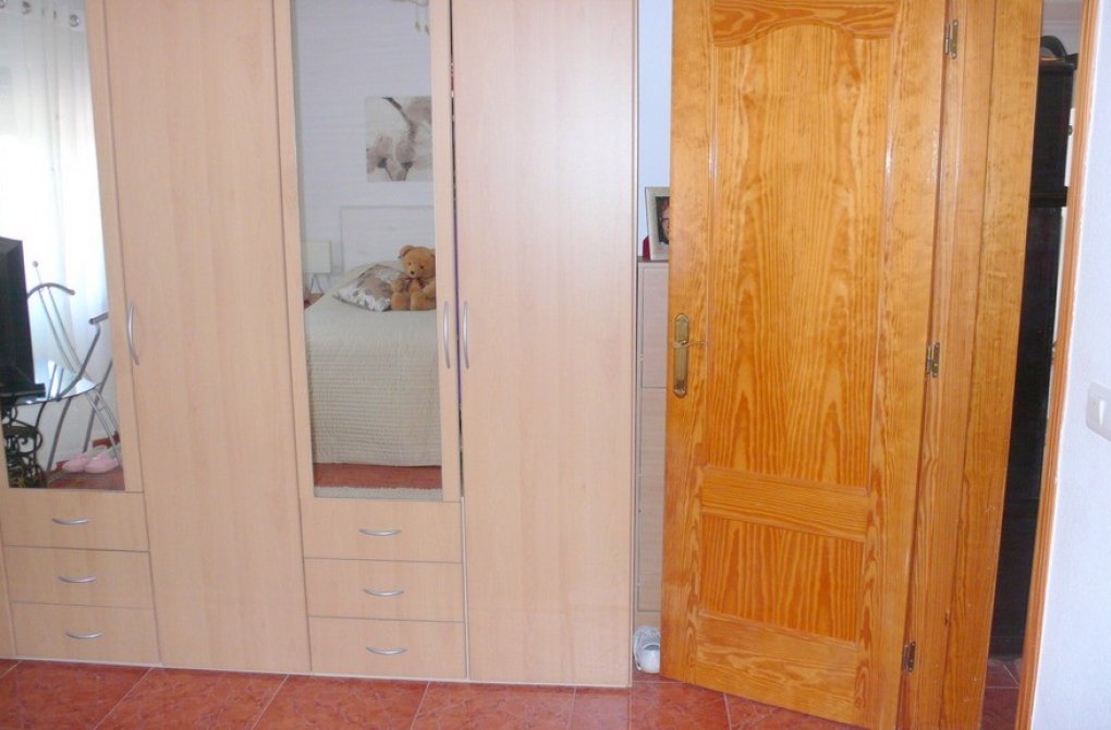 Вторичное жилье -  - Dolores