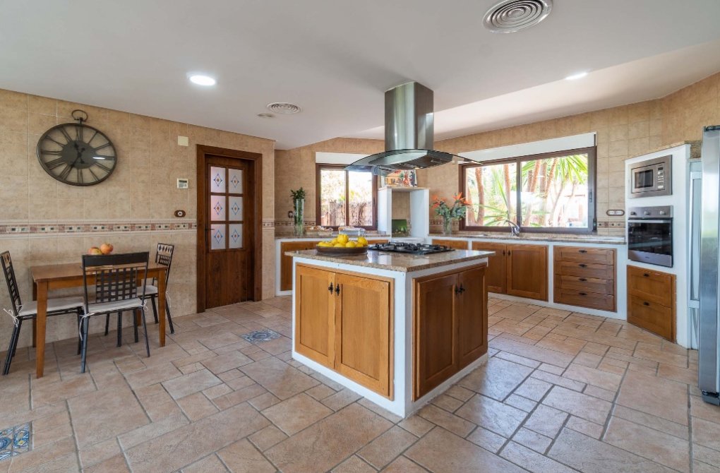 Resale - Villa - Costa Blanca - Orihuela Costa