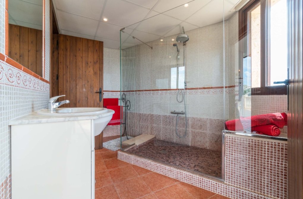 Resale - Villa - Costa Blanca - Orihuela Costa