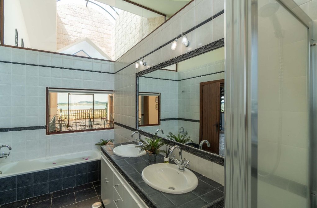 Resale - Villa - Costa Blanca - Orihuela Costa