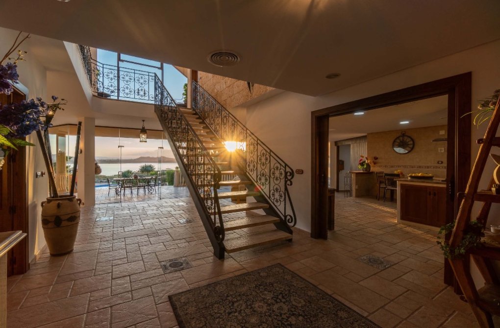 Resale - Villa - Costa Blanca - Orihuela Costa