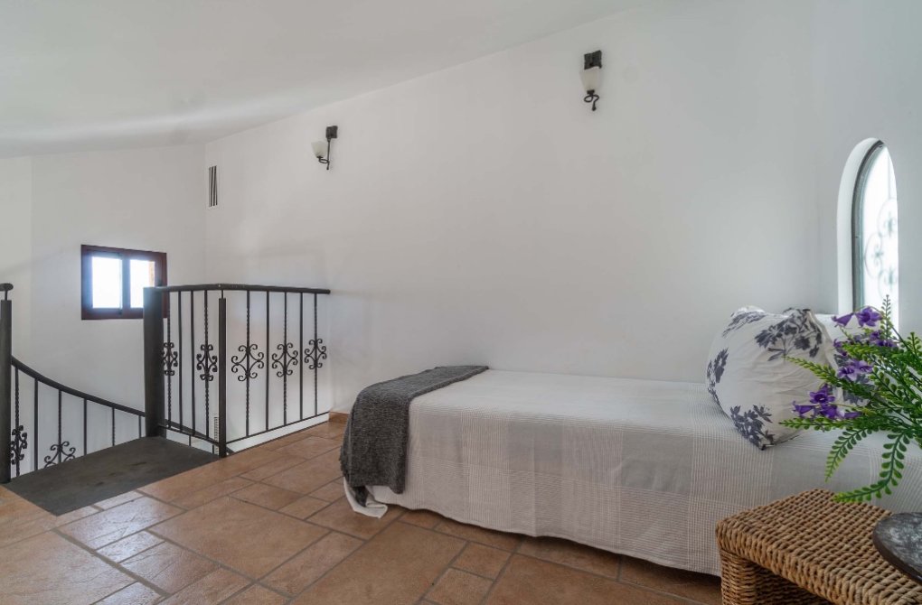 Resale - Villa - Costa Blanca - Orihuela Costa