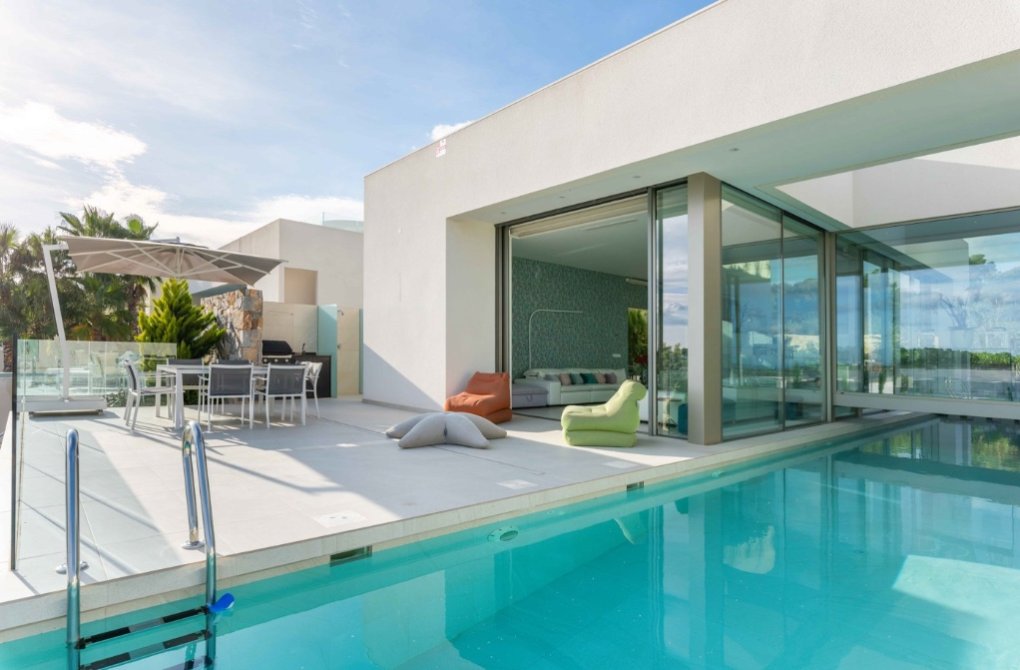 Resale - Villa - Las Colinas - Las Colinas Golf