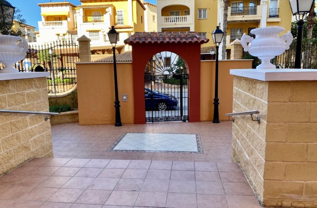 Вторичное жилье - Квартира - Torrevieja - torrevieja