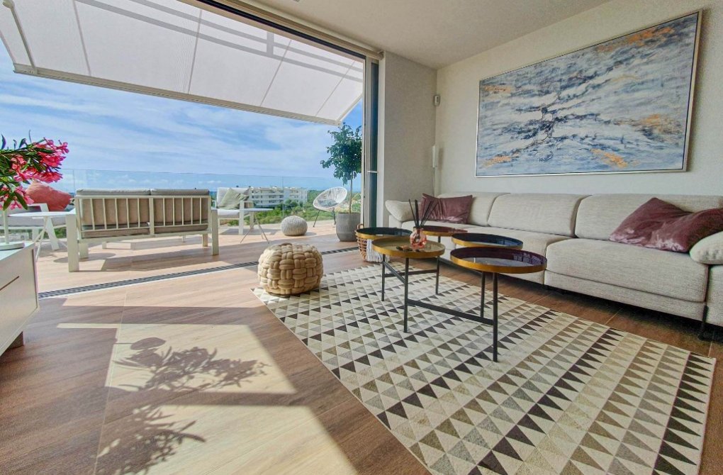 Resale - Apartment - Las Colinas - Las Colinas Golf