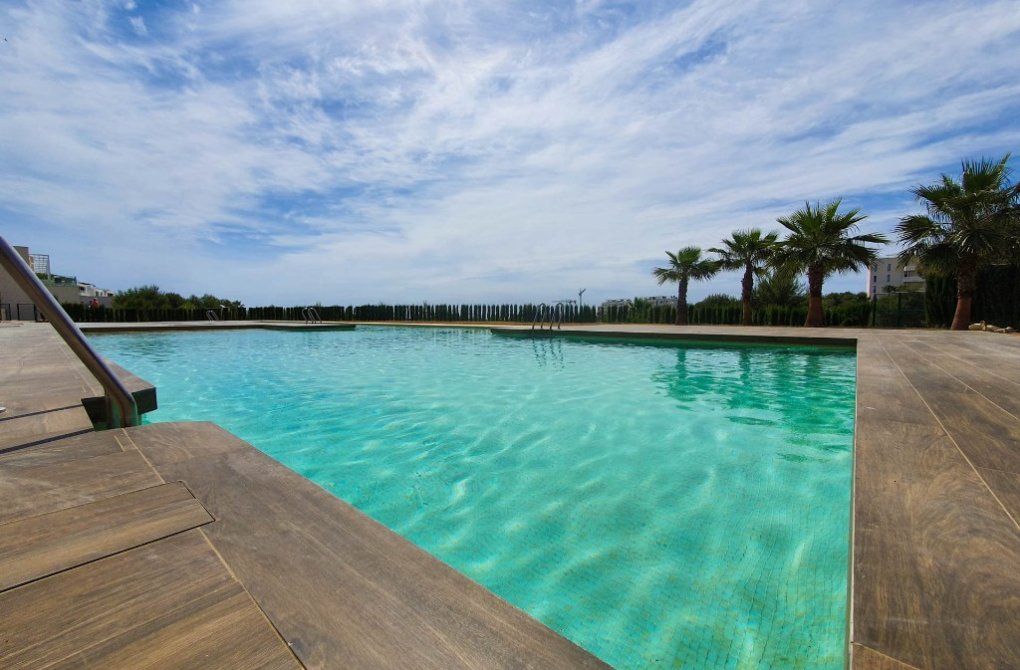 Resale - Apartment - Las Colinas - Las Colinas Golf