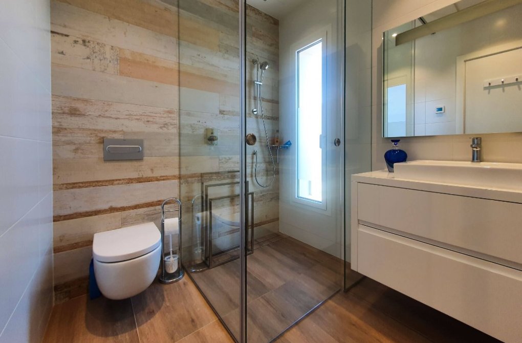 Resale - Apartment - Las Colinas - Las Colinas Golf