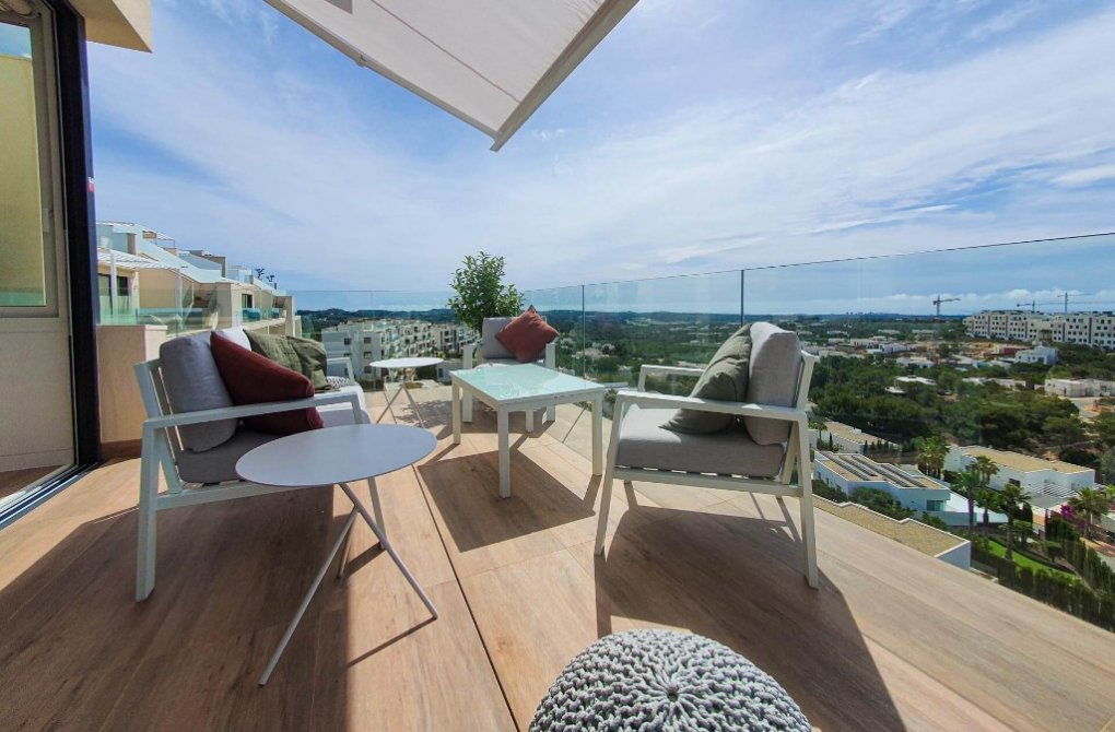 Resale - Apartment - Las Colinas - Las Colinas Golf