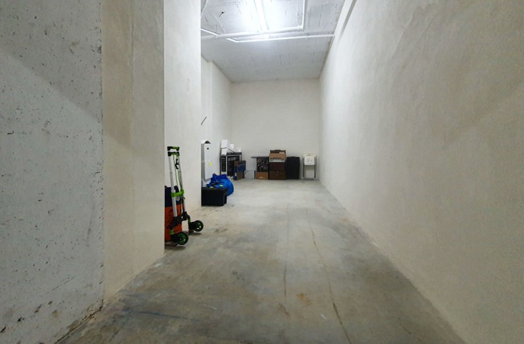 Resale - Apartment - Las Colinas - Las Colinas Golf